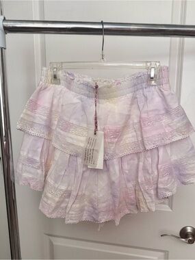 LoveShackFancy ruffle mini skirt
NWT Tie Dye size L